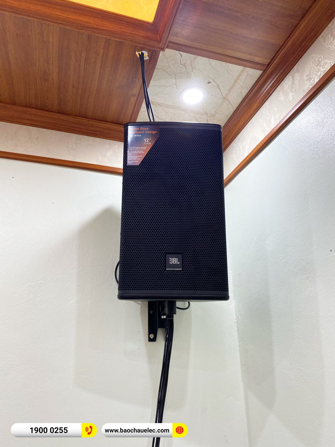Lắp đặt dàn karaoke JBL gần 93tr cho anh Hải tại Nam Định (JBL MTS12, CA-J802, KX180A, A120P, JBL VM200)
