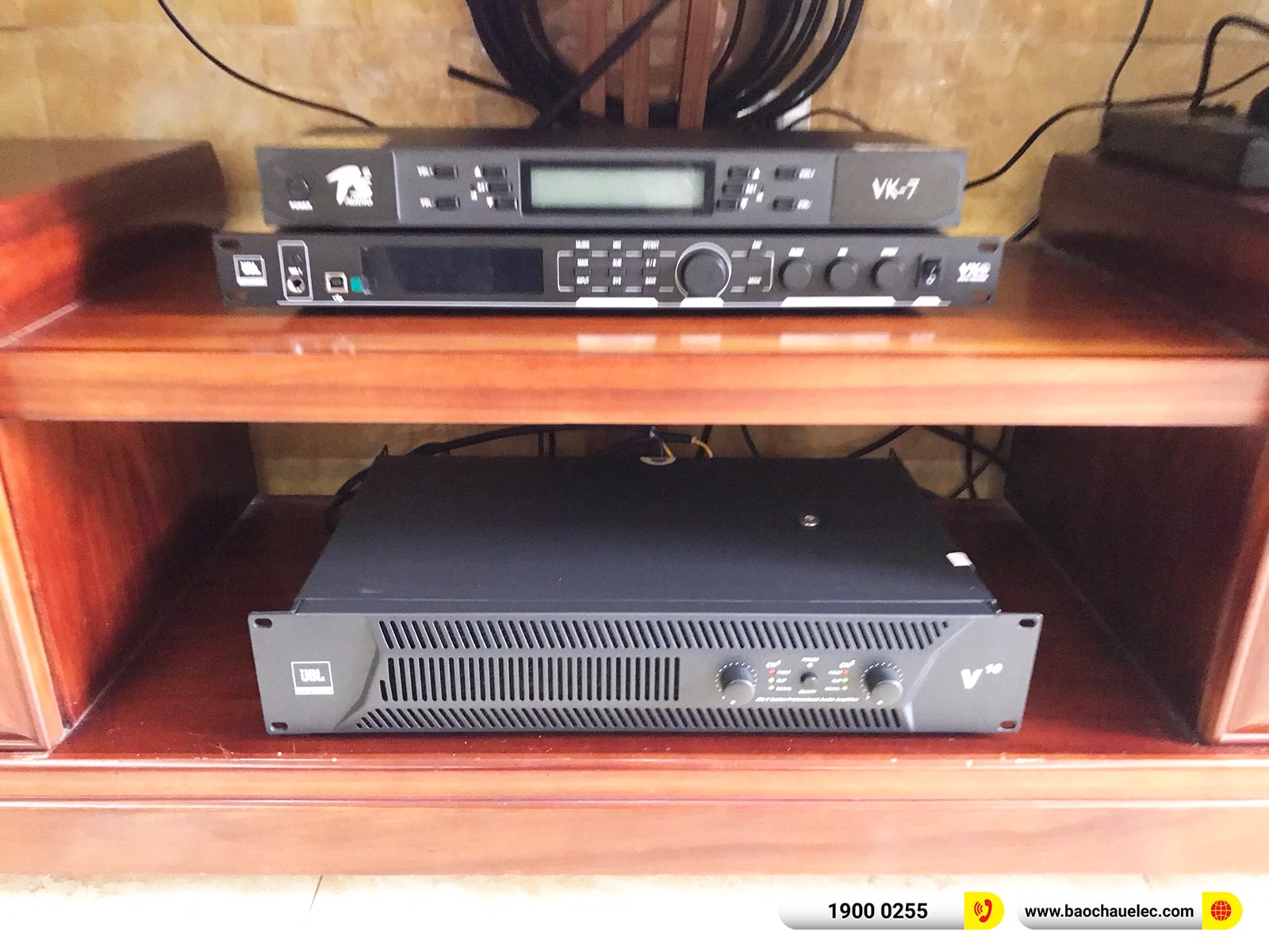 Lắp đặt dàn karaoke JBL hơn 81tr cho anh Phán tại Nam Định (JBL XS12, JBL V10, JBL VX8, Alto TS12S)