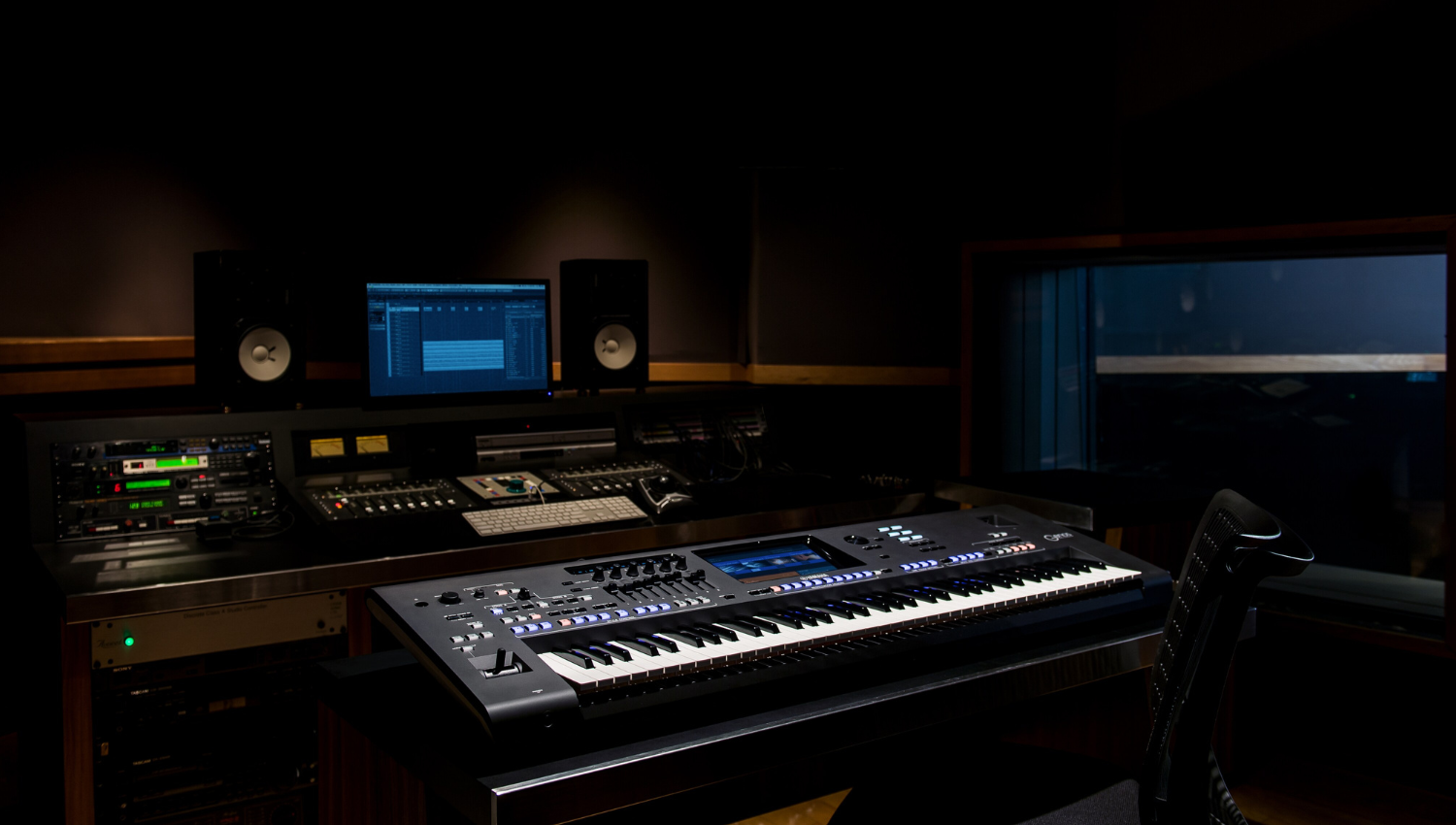 Đàn organ Yamaha Genos