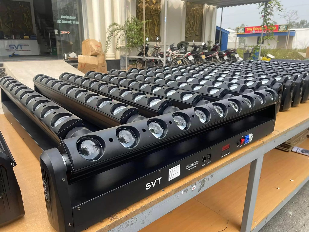 Đ&egrave;n moving led m&agrave;nh Katana lx-x007