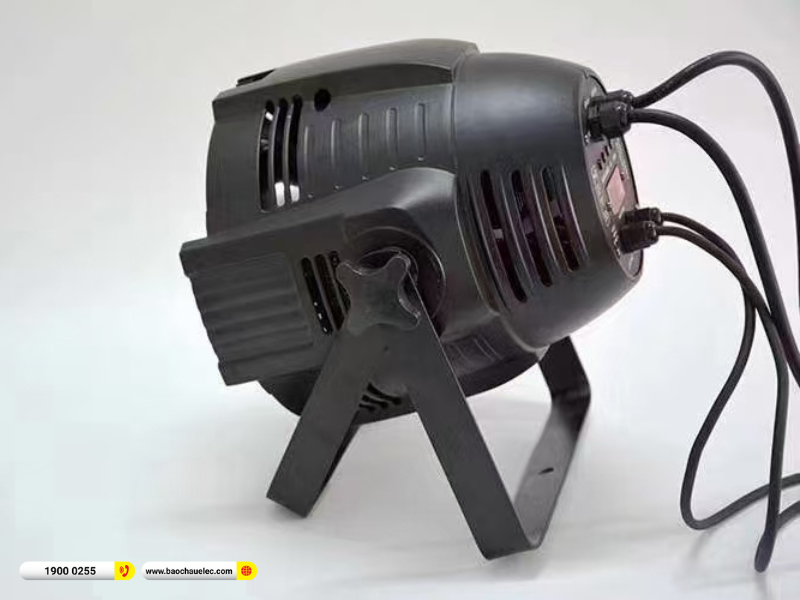 Đèn Par Led Bksound LX Cob200