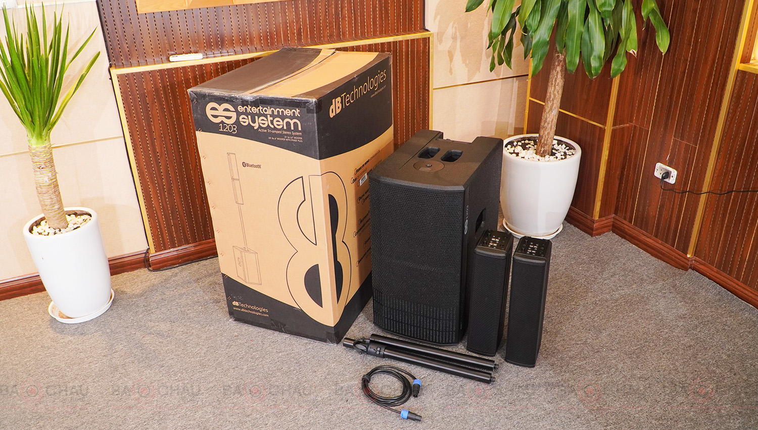 Hệ thống Loa cột dBTechnologies ES1203