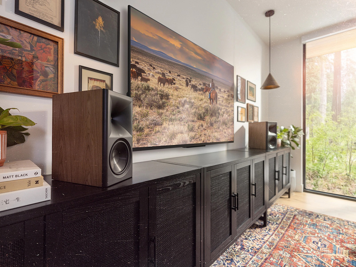 Klipsch ra mắt loa to&agrave;n dải ngo&agrave;i trời thế hệ mới đậm chất Mỹ