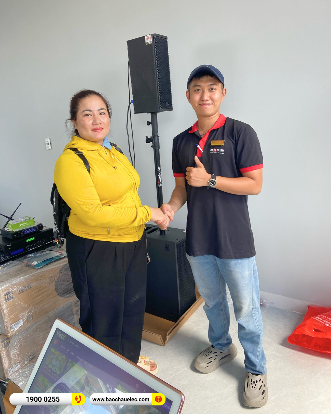Lắp đặt dàn karaoke RCF gần 292tr cho chị Tú tại Cà Mau