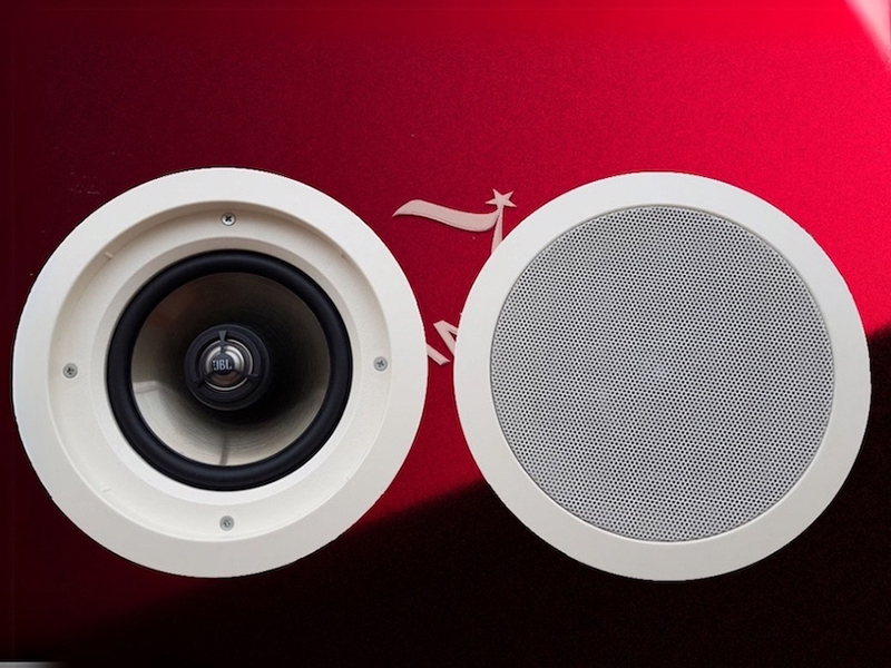 Loa &acirc;m trần JBL