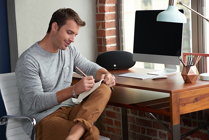 Loa bluetooth JBL Playlist