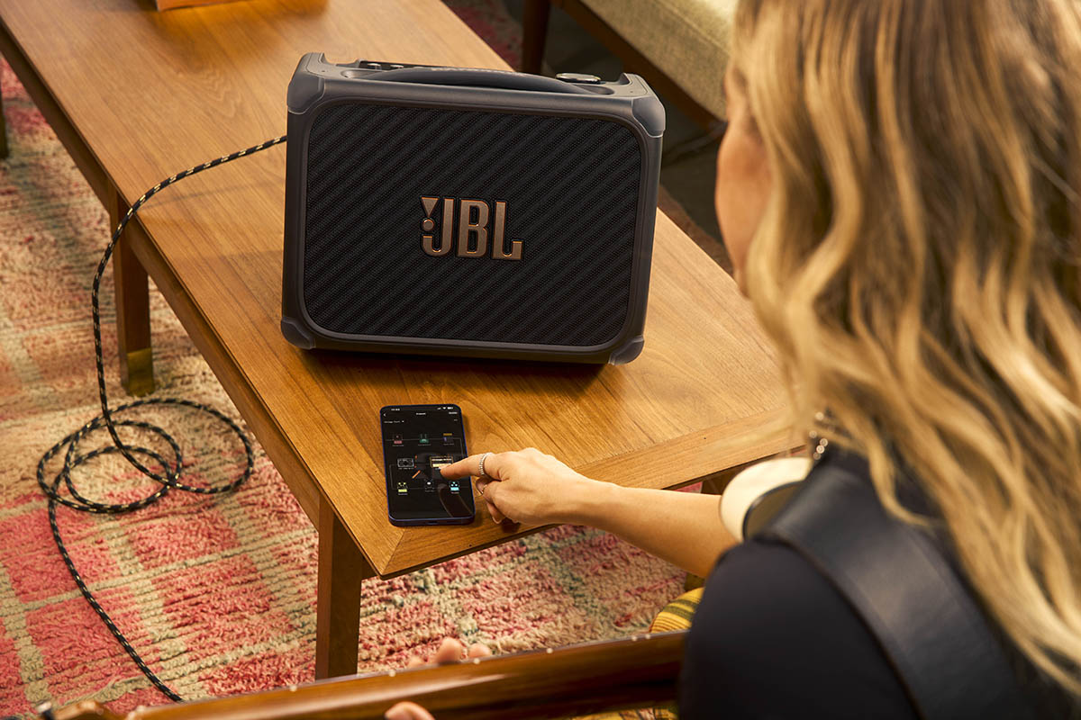 loa JBL BandBox Trio