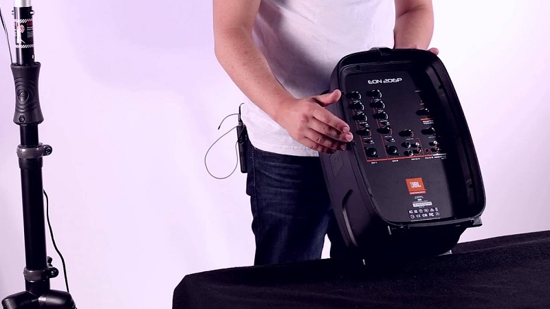 Loa di động JBL EON 206P