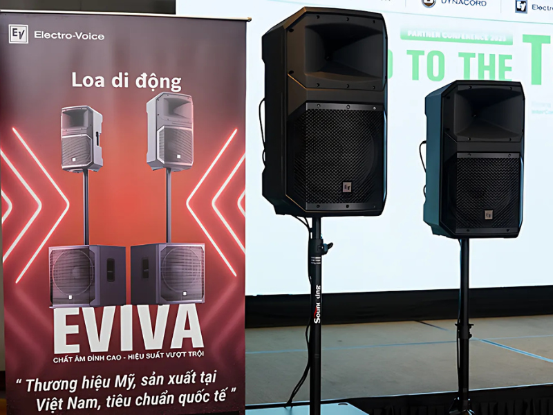 Loa Electro Voice EVIVA 12P