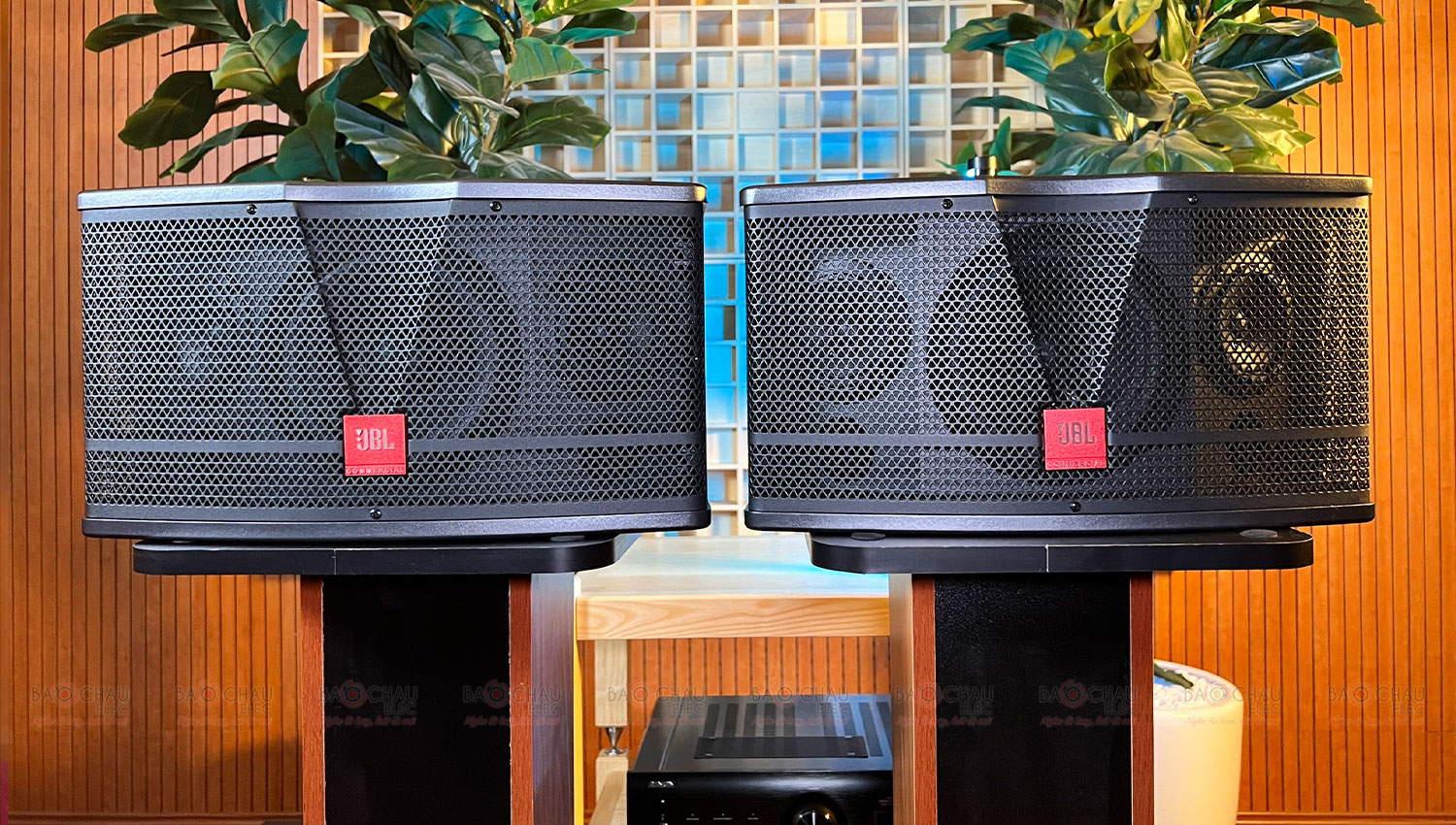 Loa Karaoke JBL CV1652T (Bass 16.5cm, Ba Sao)