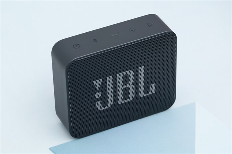 Loa JBL Go Essential