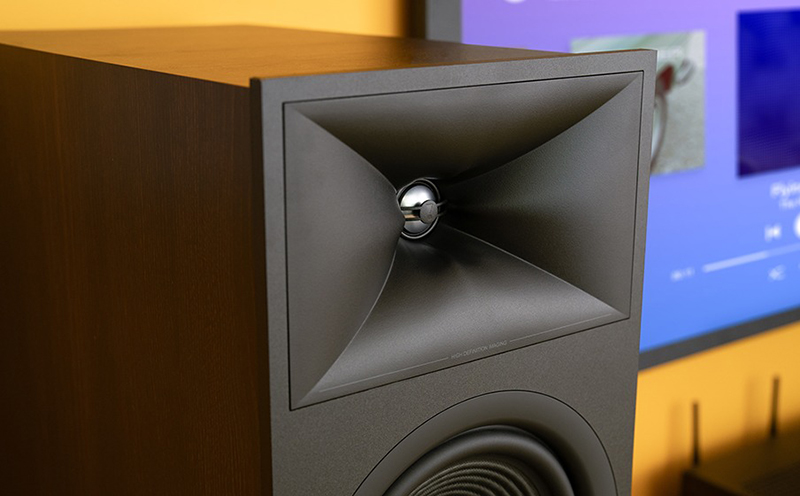 Loa JBL Stage 280F