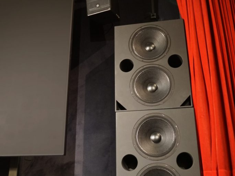 Loa sub điện Meyer Sound X‑800C