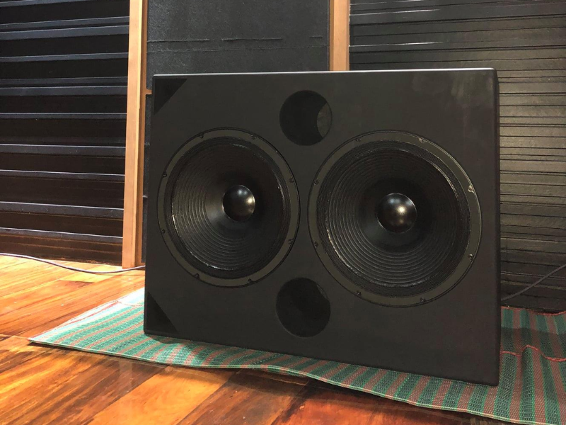 Loa sub điện Meyer Sound X‑800C