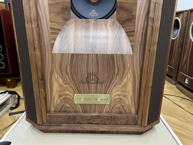 Loa Tannoy Westminster Royal GR