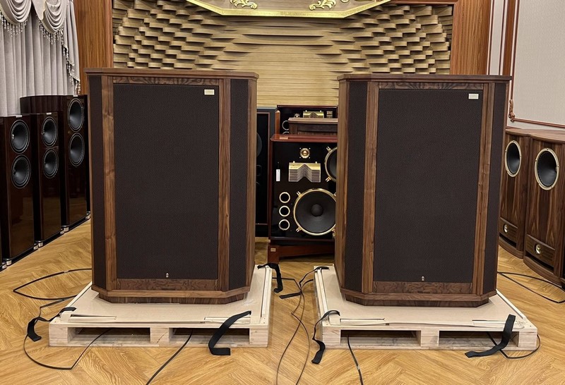 Loa Tannoy Westminster Royal GR
