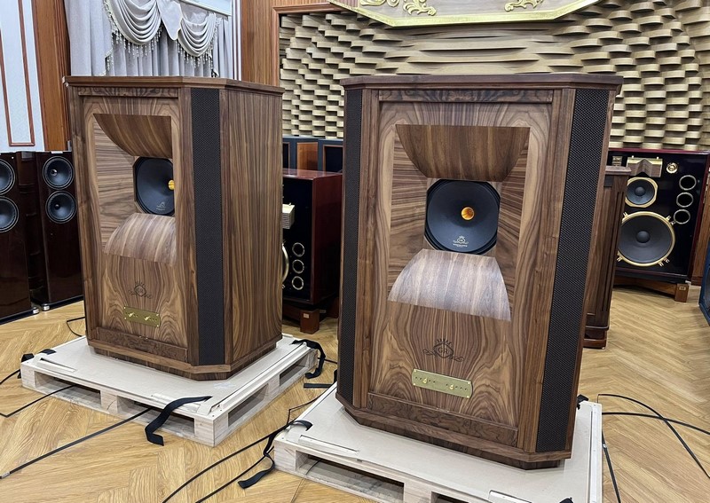 Loa Tannoy Westminster Royal GR