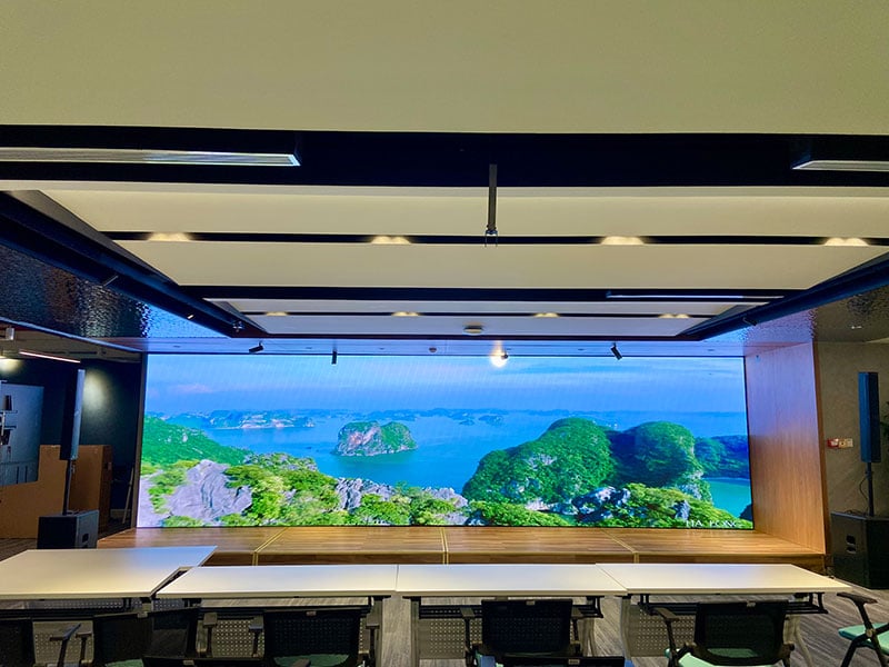 M&agrave;n H&igrave;nh LED Ph&ograve;ng Họp