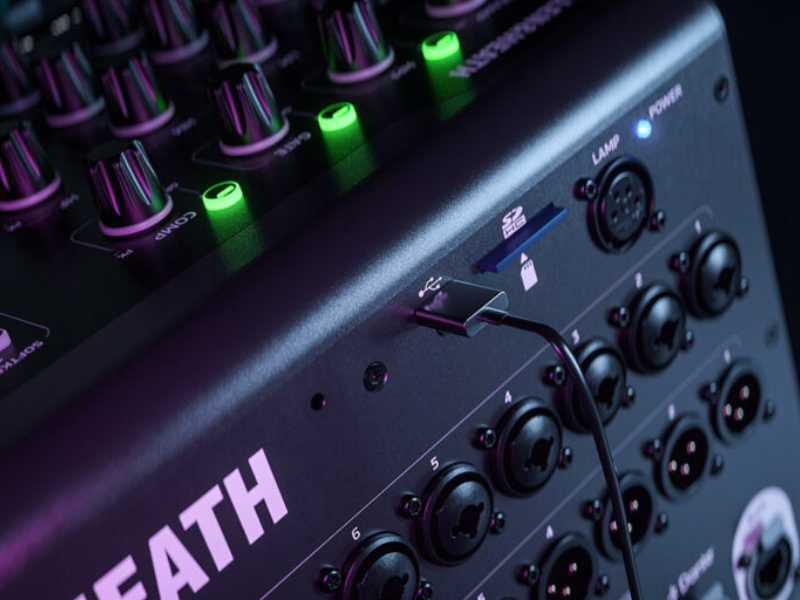 Mixer Allen & Heath Qu-6