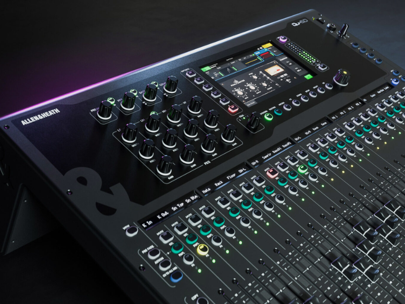 Mixer Allen & Heath Qu-6