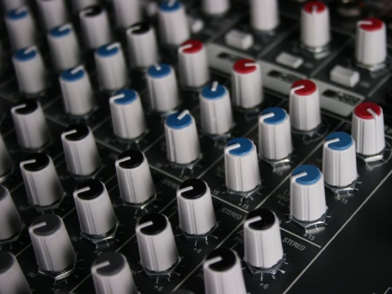 Mixer Allen & Heath ZED-18