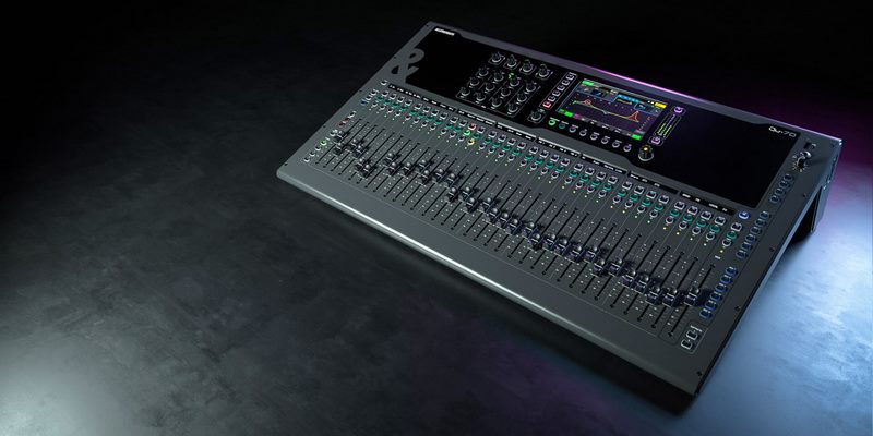 Mixer Allen & Heath Qu-7D
