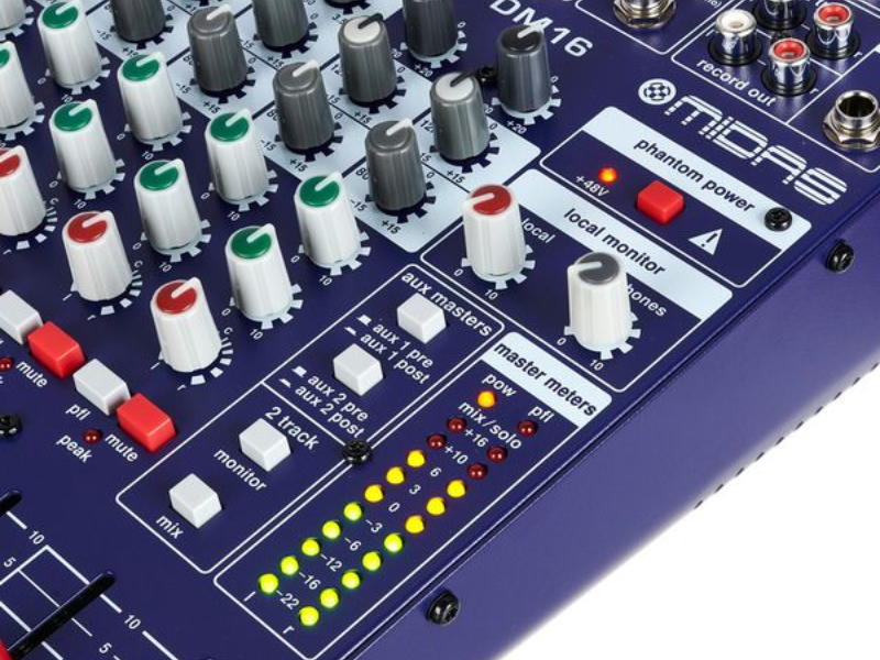 Bàn Mixer Midas DM16