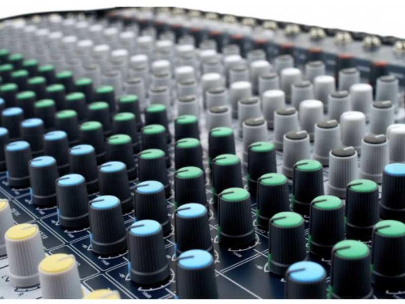 Mixer Soundcraft Signature 22