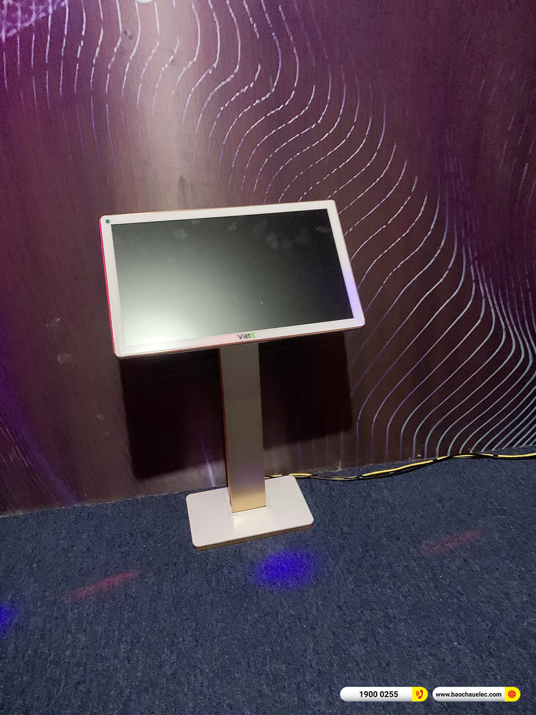 Lắp đặt 30 phòng karaoke box mini cho quán White Music Box tại Hà Nội