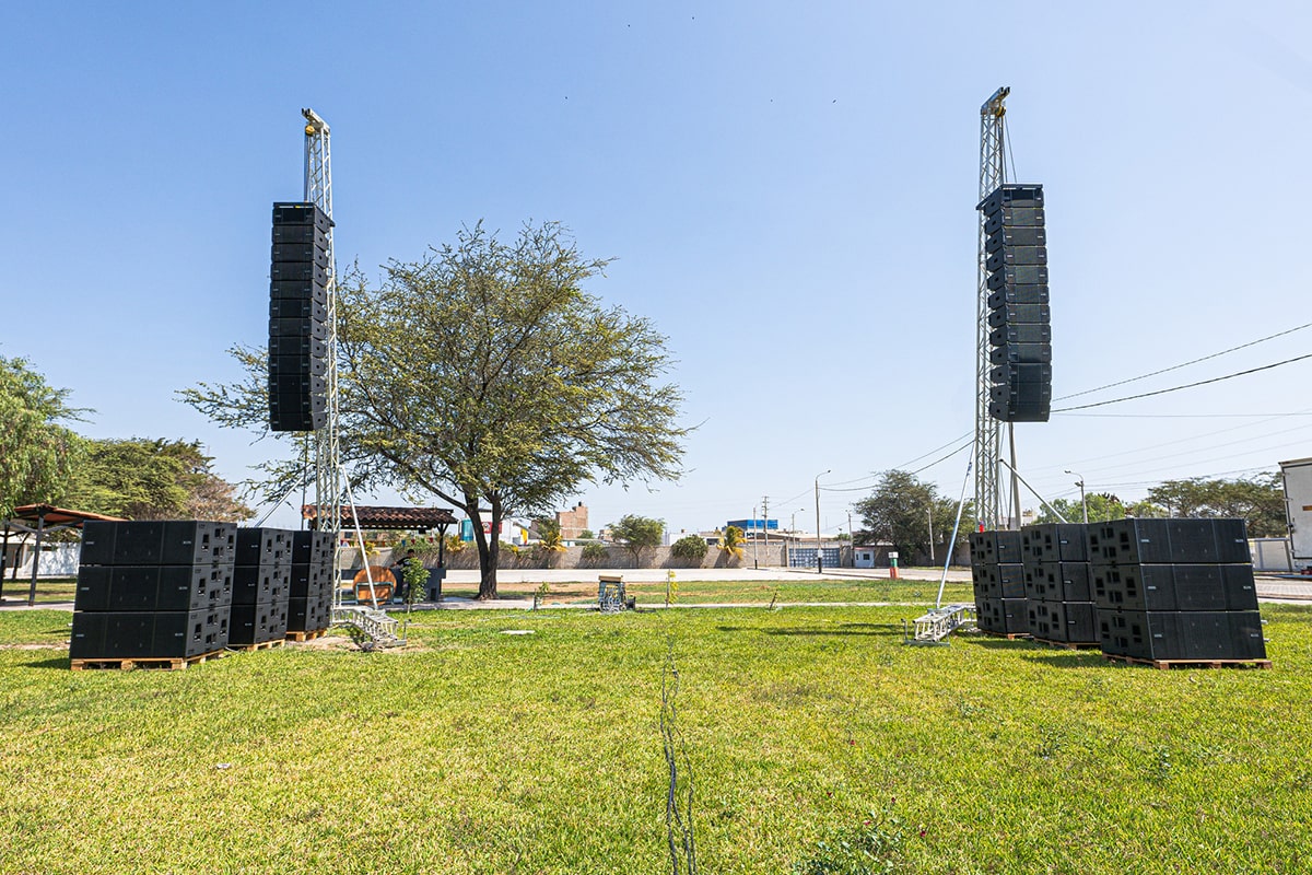 Loa Line Array Dbtechnologies Vio L1610 được lắp đặt