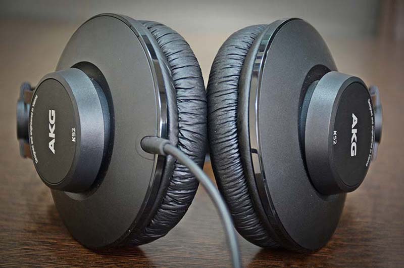 Tai nghe AKG K52