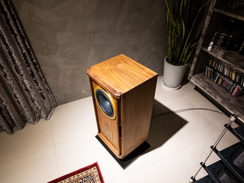 loa Tannoy Stirling III LZ Special Edition