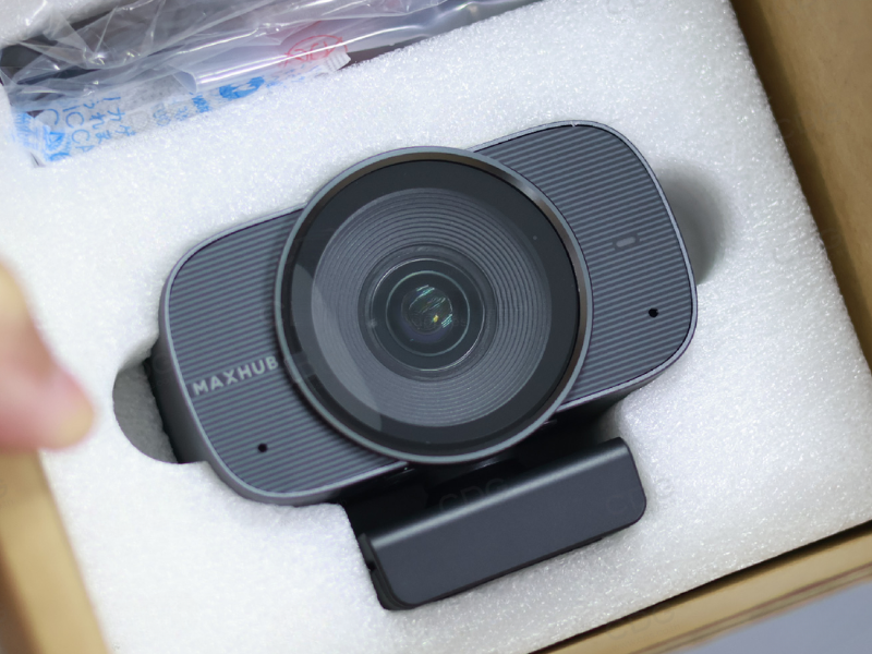 Webcam họp trực tuyến MAXHUB UC W31