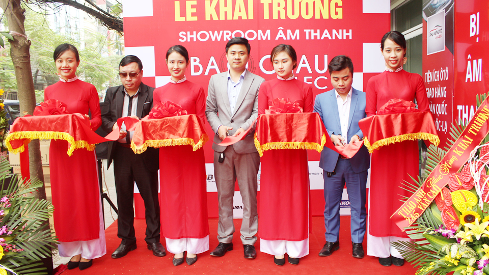 khai-truong-showroom khai-truong-showroom