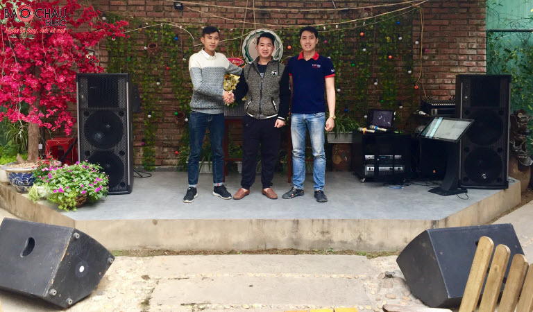 dan am thanh cho quan cafe san vuon h10